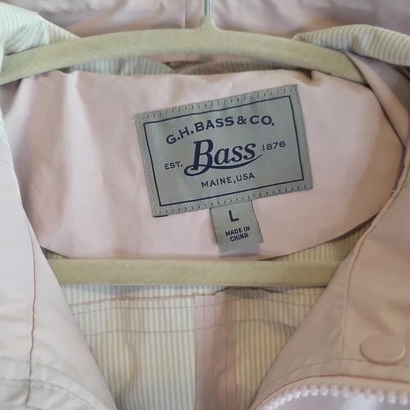 G.H. Bass & Co. Women's Light Pink Snow Jacket - Picture 5 of 10